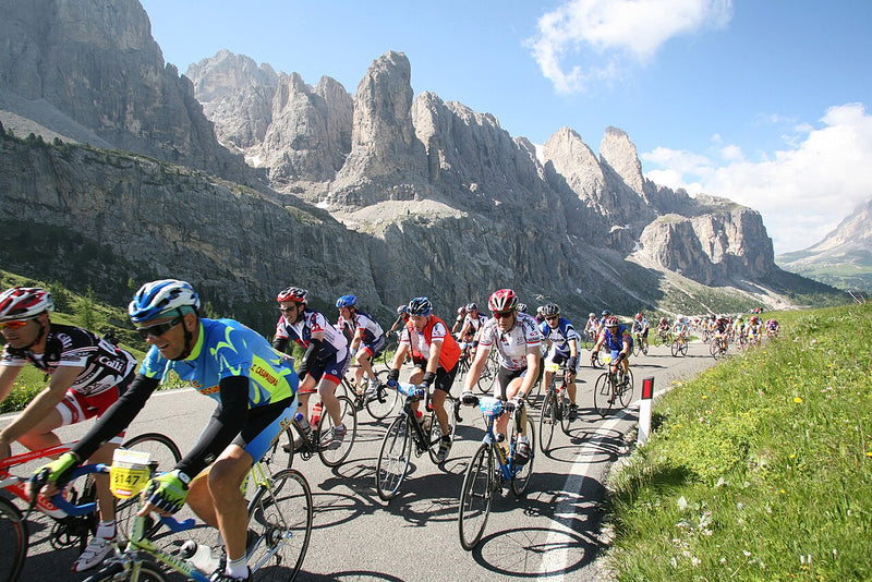 Alla Scoperta della Maratona delle Dolomiti: Un Viaggio Tra Sport e Natura