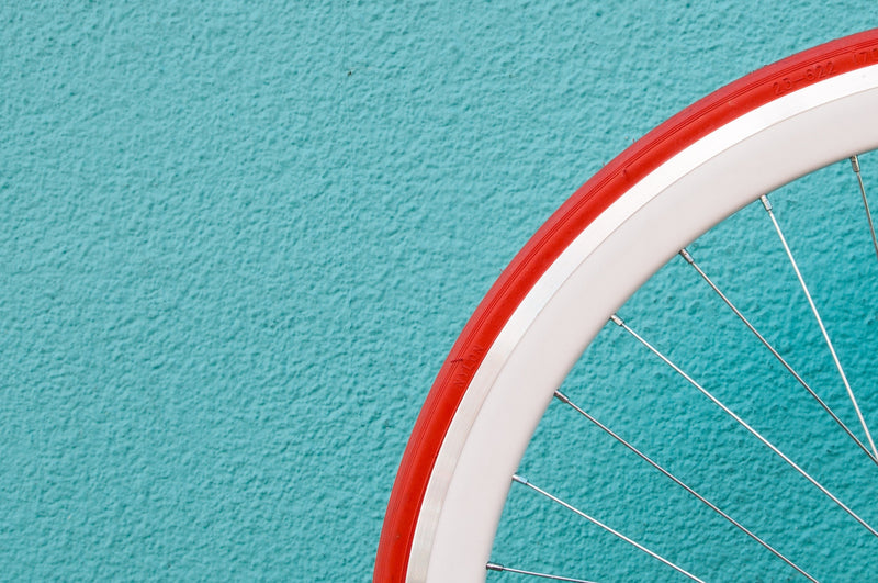 Pneumatici tubeless vs. pneumatici con camera d'aria: qual è la scelta giusta per te - Bike Advice