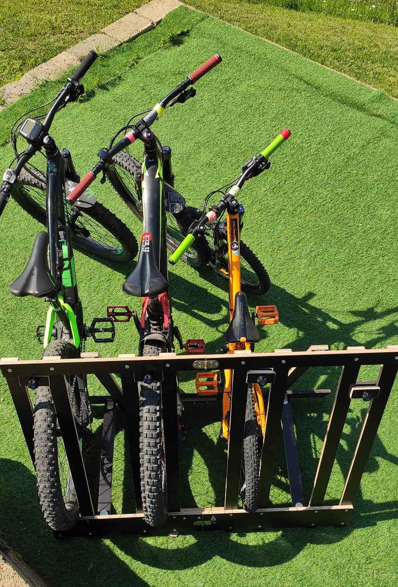 Supporto per Bici da Due Posti: Organizzazione e Sicurezza per le Tue Biciclette