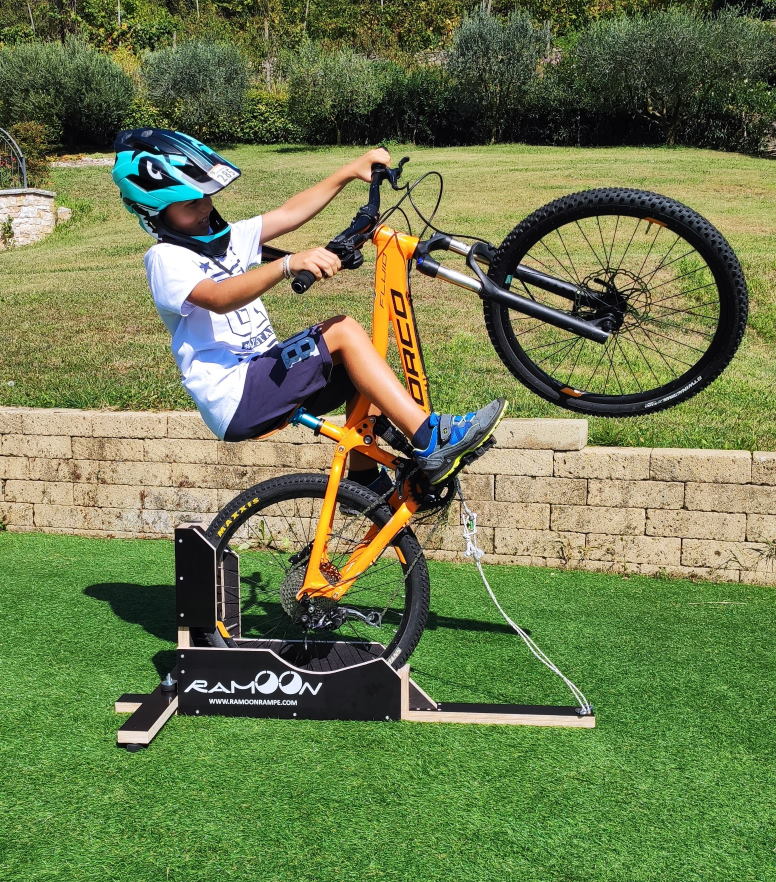 Manual Machine: The Essential Tool for Wheelie Training